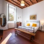 San Calisto Apartment Rome