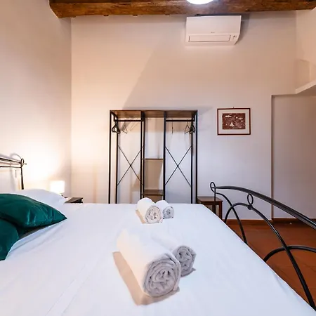 San Calisto Apartamento *